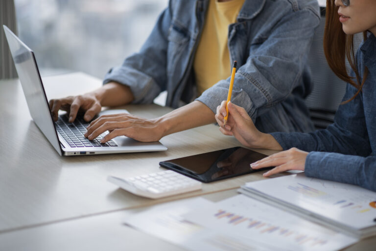 Cursos Superiores Universitarios: fórmate hoy para destacar mañana
